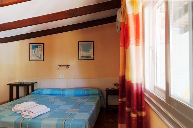 Hostal Horizonte Es Castell  Zewnętrze zdjęcie