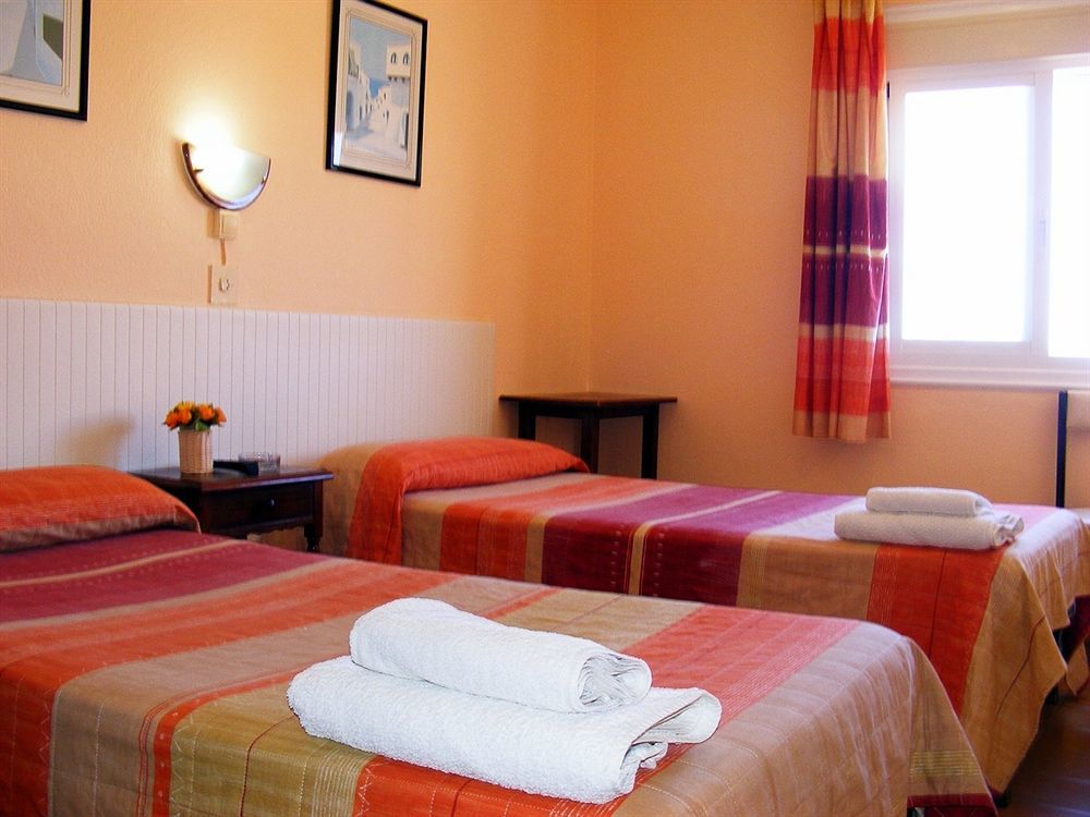 Hostal Horizonte Es Castell  Zewnętrze zdjęcie